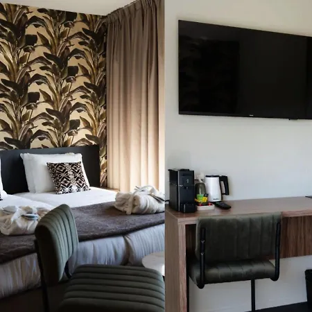 Wander Hotel