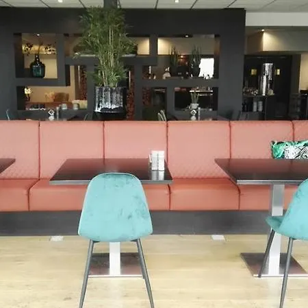 Hotel Wander 4*