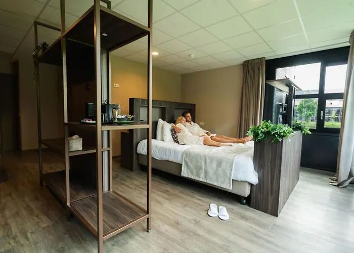 Wander 4* فاغينينغين