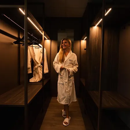 Wander Отель 4*